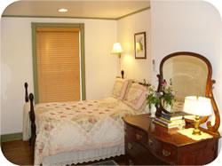 Maryland Bed and Breakfast Inn Bedroom